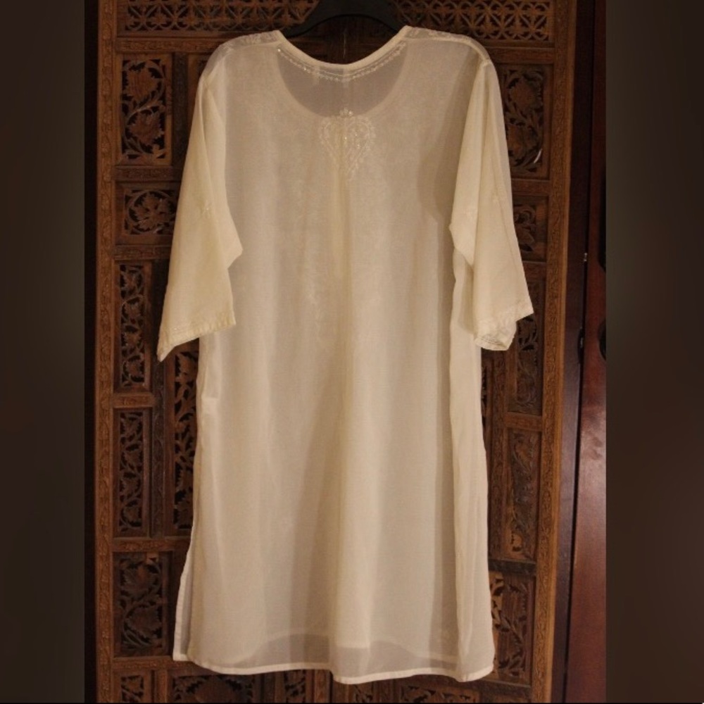 India blouse - Picture 2 of 3